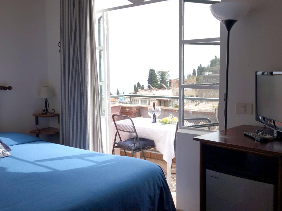 Bed And Breakfast Sorriso Taormina Buitenkant foto